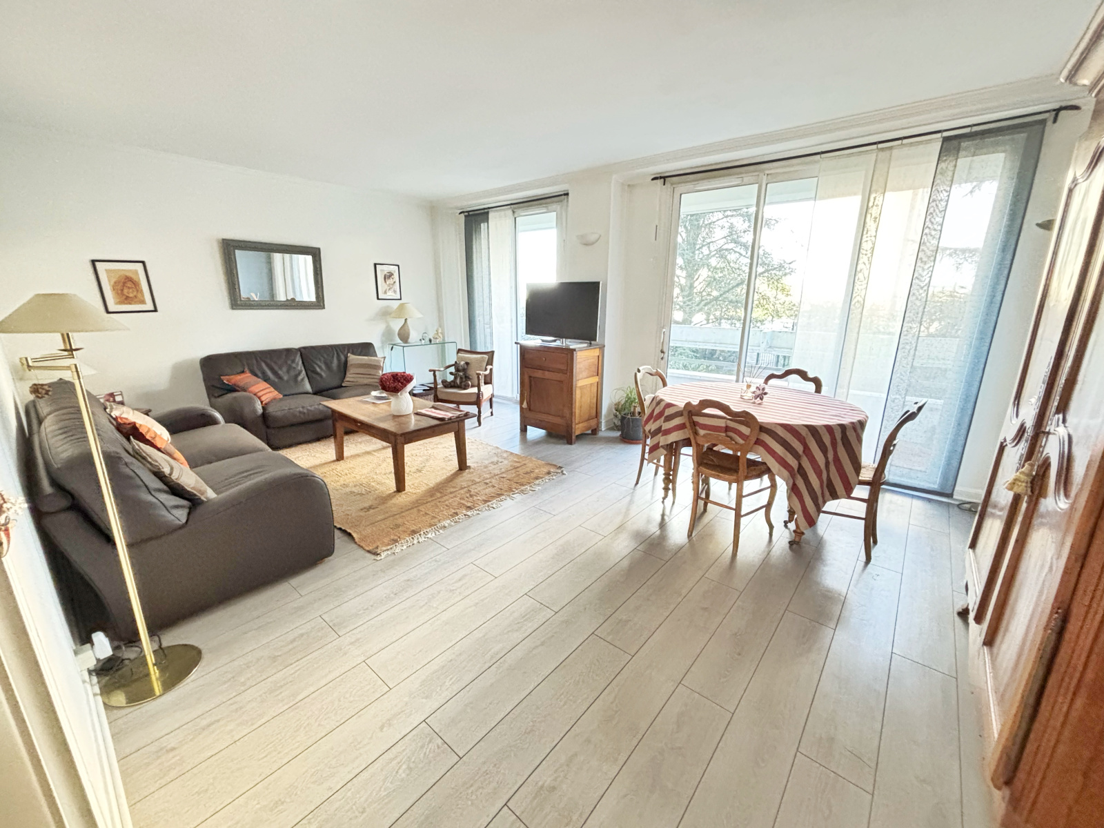 Image_2, Appartement, Bron, ref :NC1201