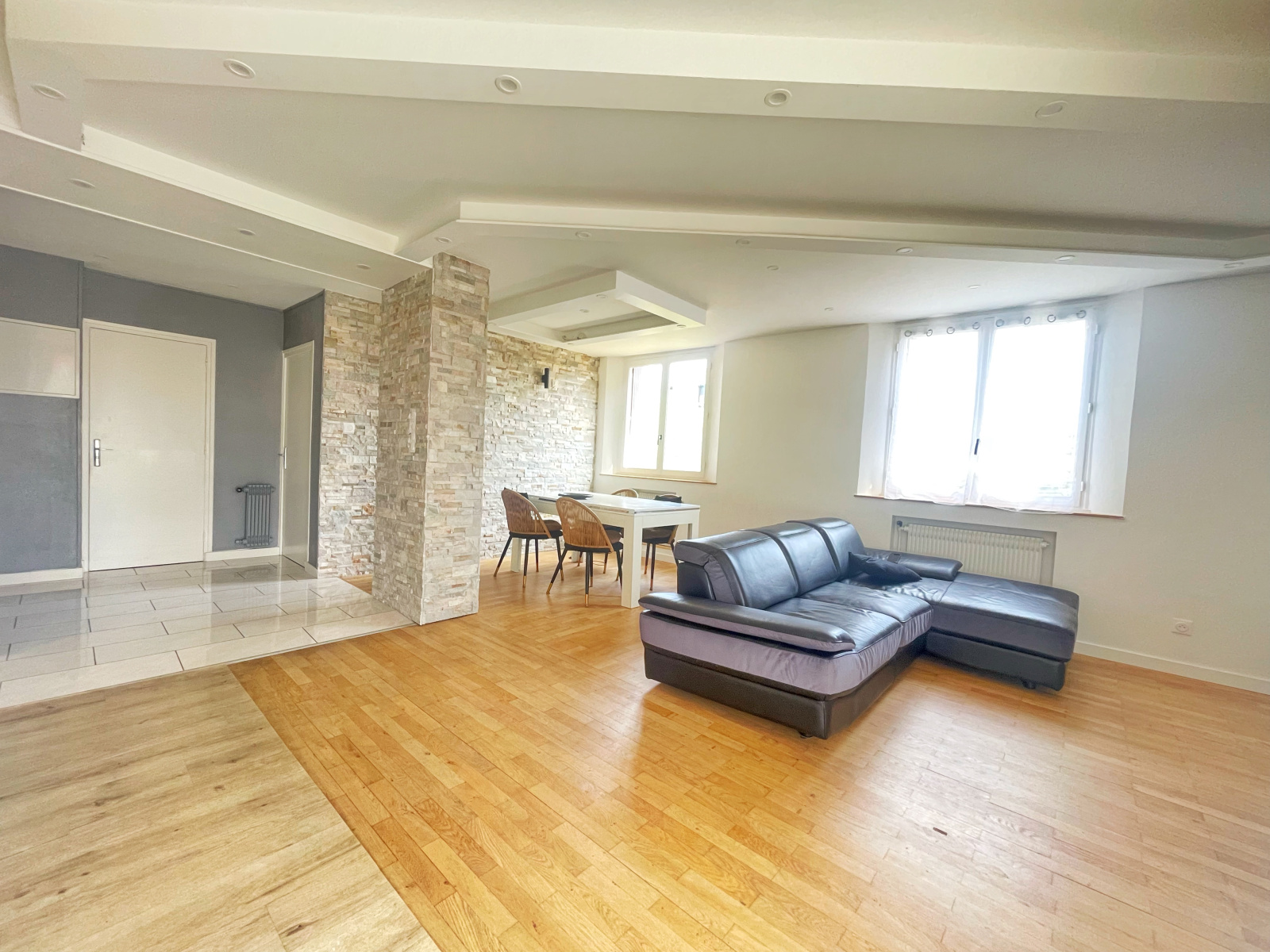 Image_6, Appartement, Saint-Genis-Laval, ref :LC882