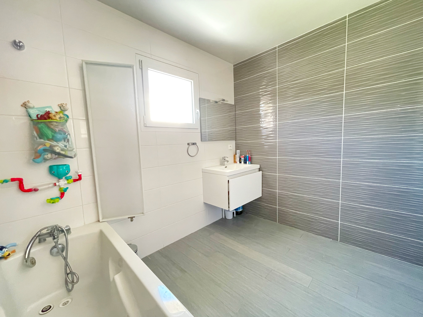 Image_27, Maison, Givors, ref : LLC1285