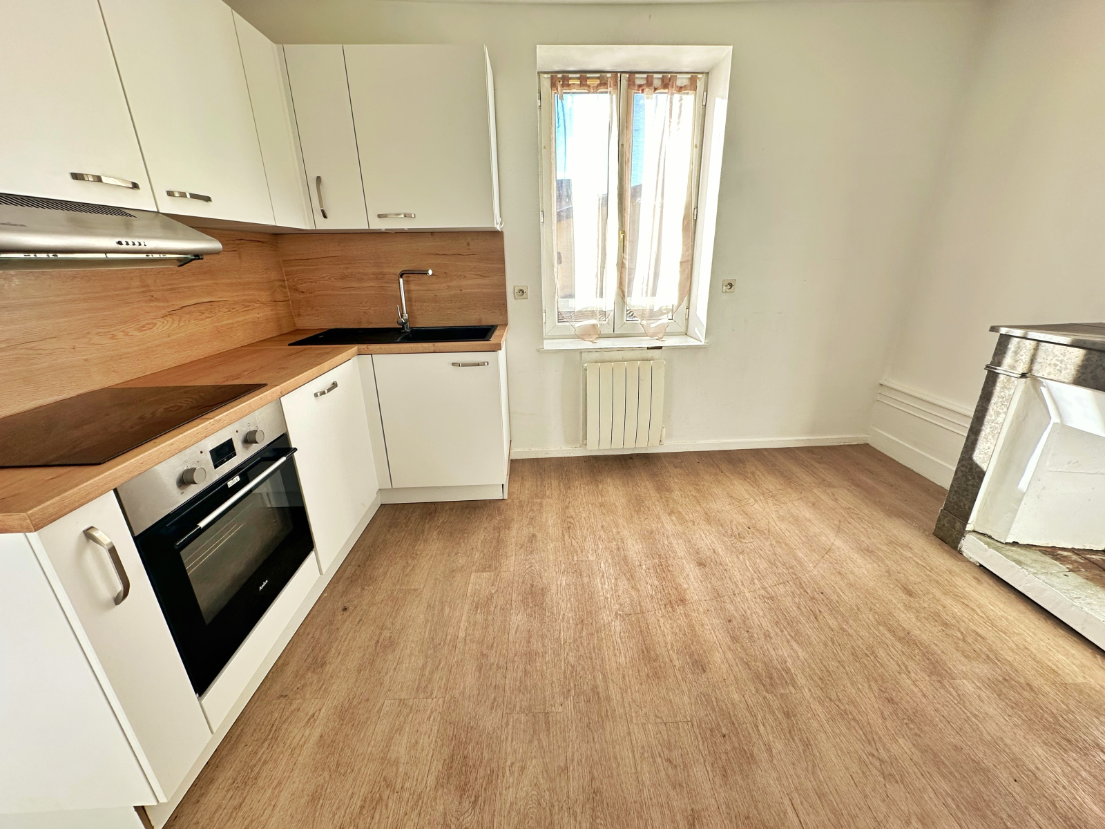 Image_1, Appartement, Saint-Georges-de-Reneins, ref :JC1440