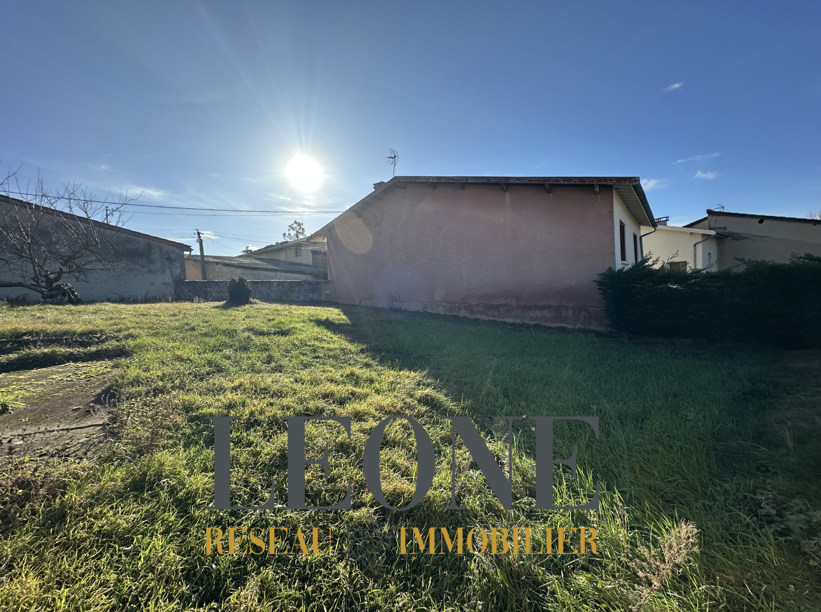 Image_2, Terrain, Millery, ref :JC1203