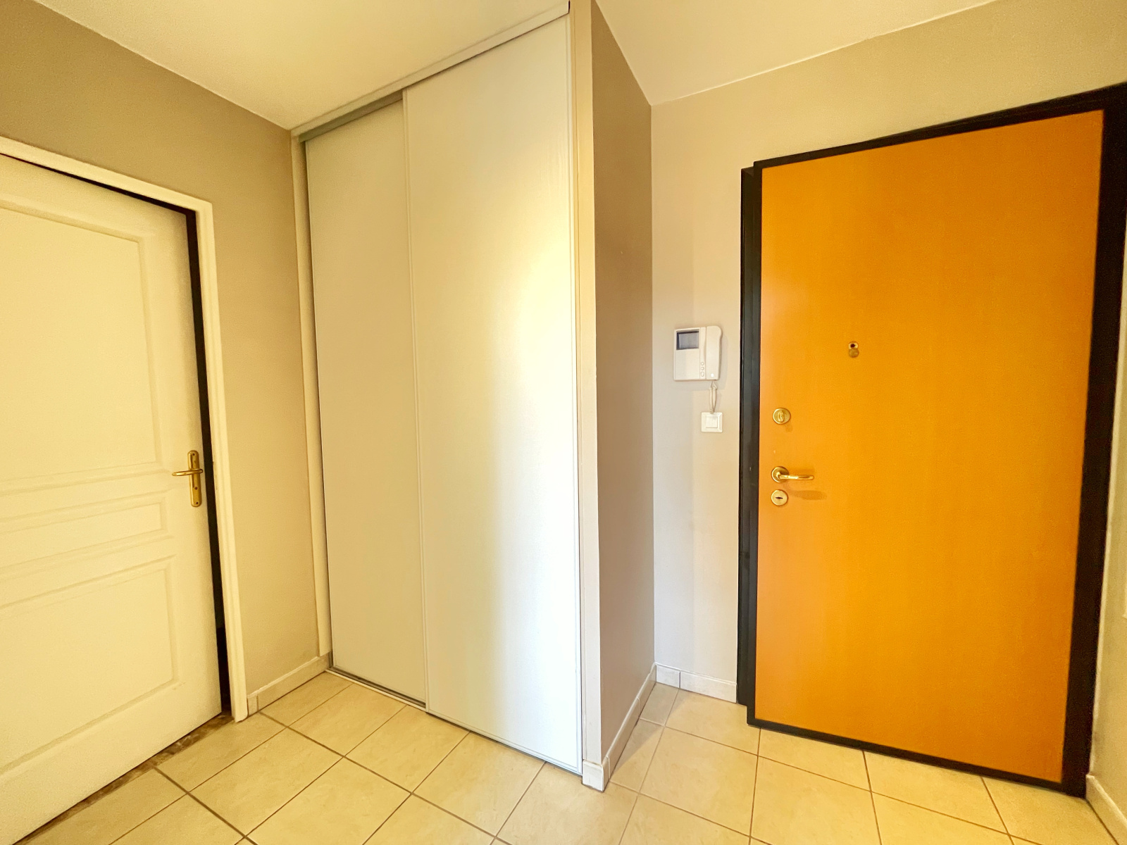 Image_6, Appartement, Saint-Genis-Laval, ref :LC1606