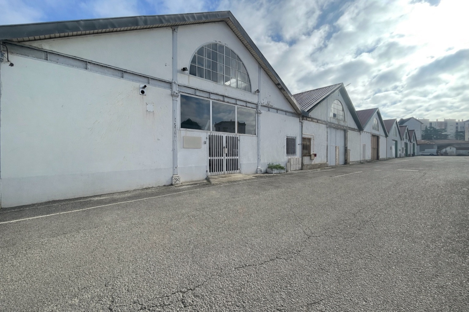 Image_1, Local d'activité, Vienne, ref :kp1506